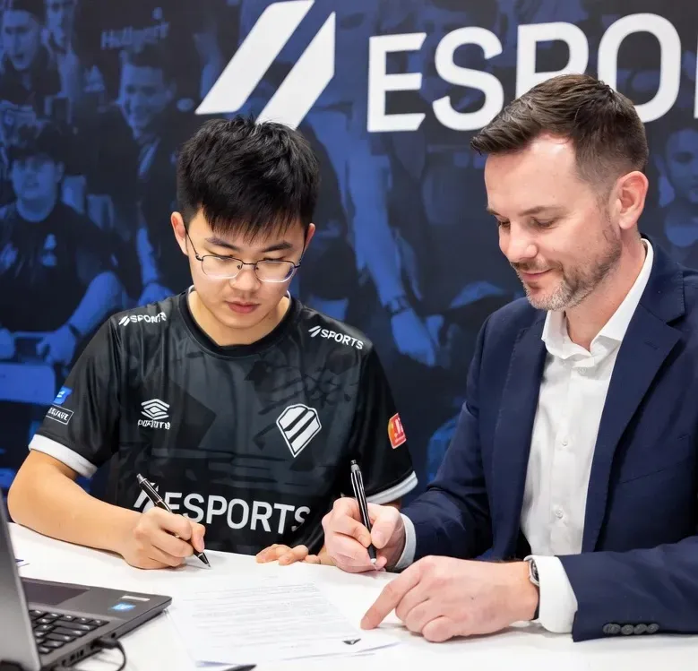 Le Contrat de Travail du Joueur Pro (CDD Esport)